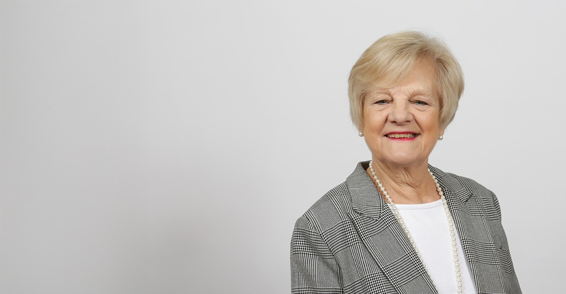 Linda Heaton